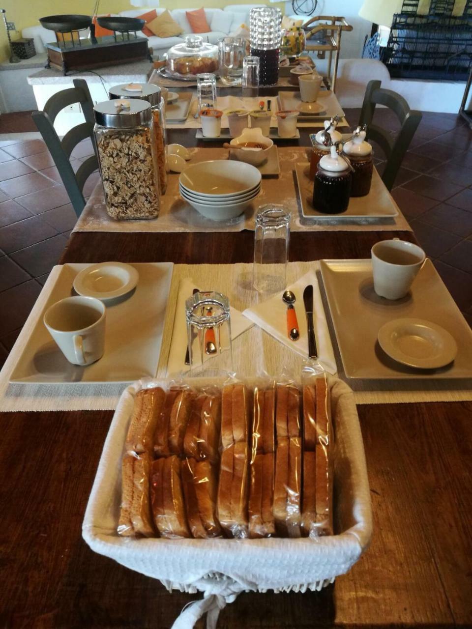 Casa Arancio Hotell Olbia Eksteriør bilde